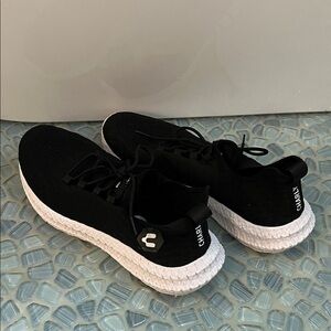 Charly Men's Black Athletic Shoes